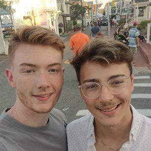 Meet your Posher, Sam